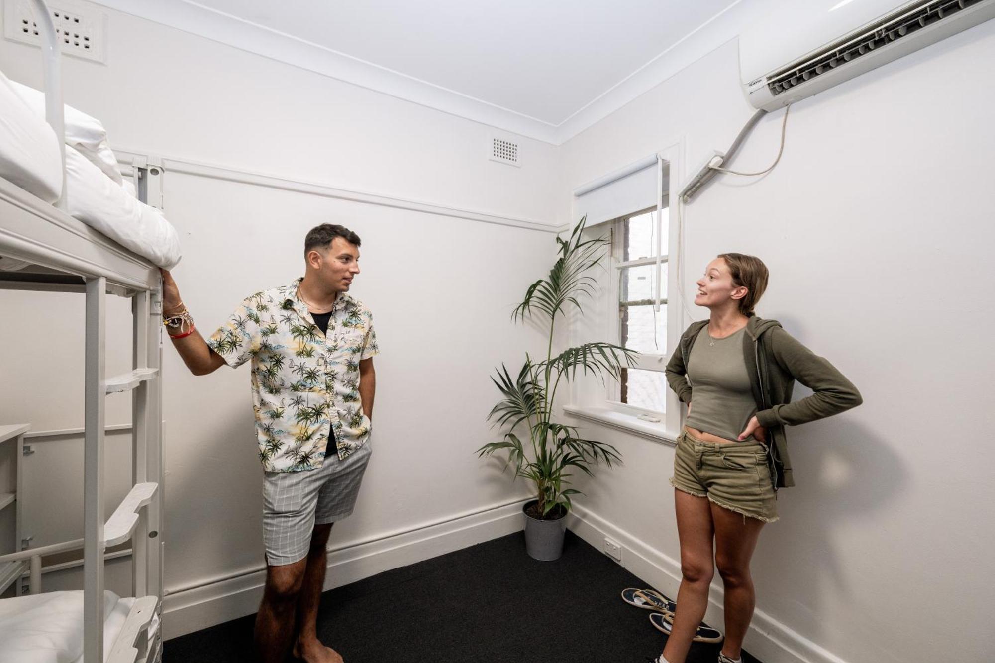 Urban Nomad Potts Point - 18 To 39 Only Hostel Sydney Exterior foto