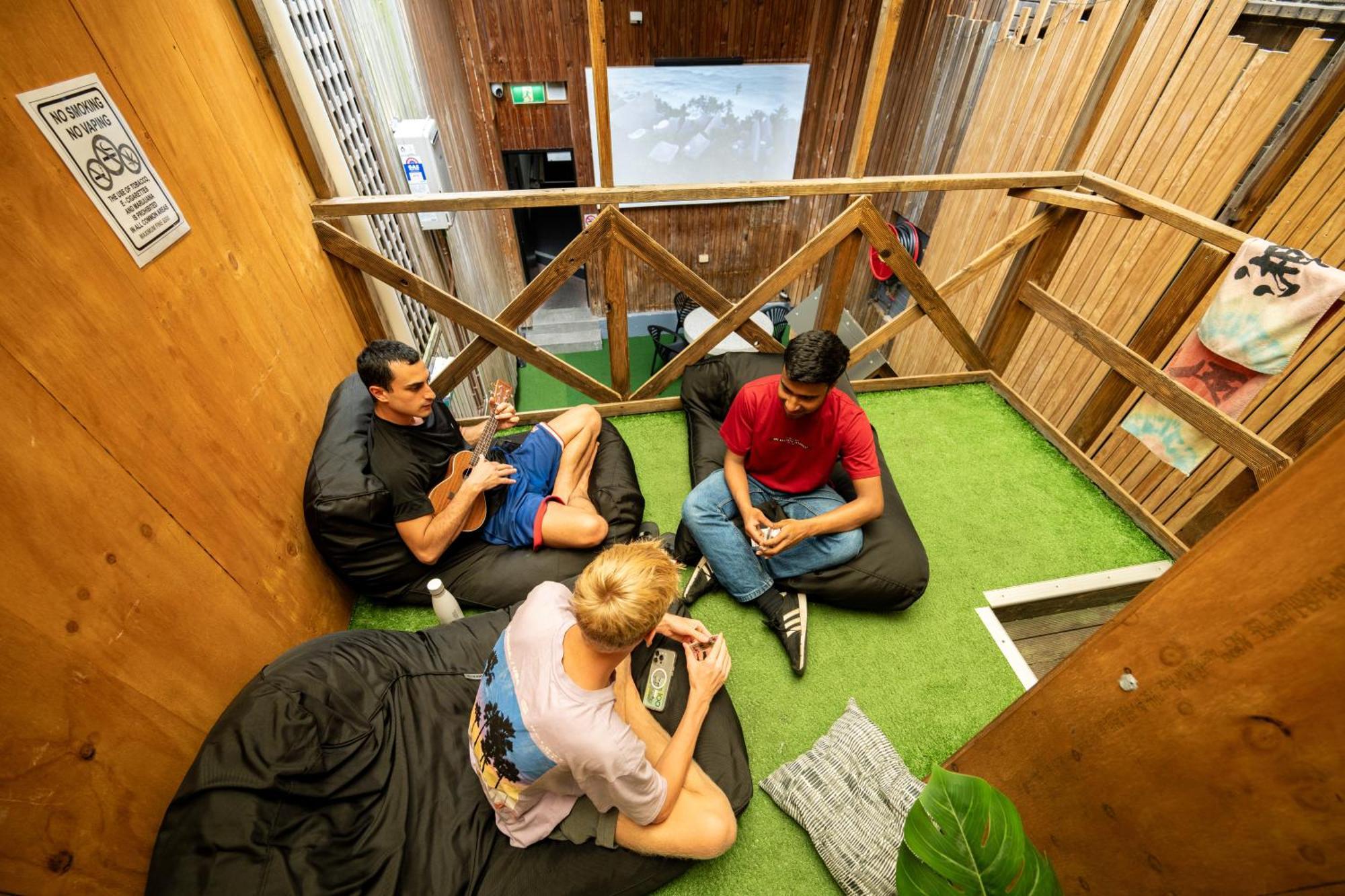 Urban Nomad Potts Point - 18 To 39 Only Hostel Sydney Exterior foto