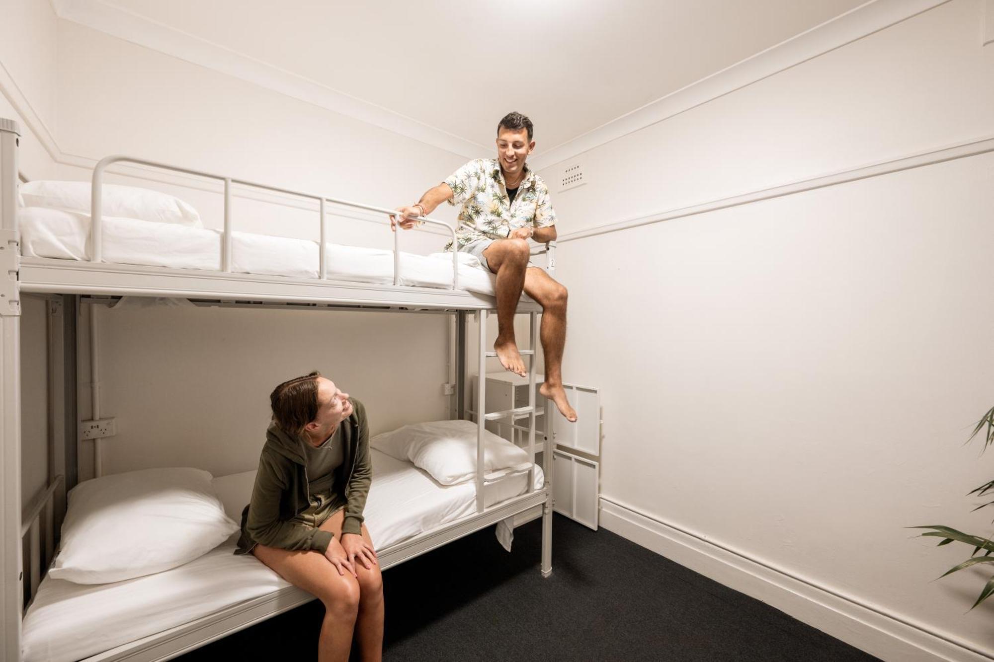 Urban Nomad Potts Point - 18 To 39 Only Hostel Sydney Exterior foto