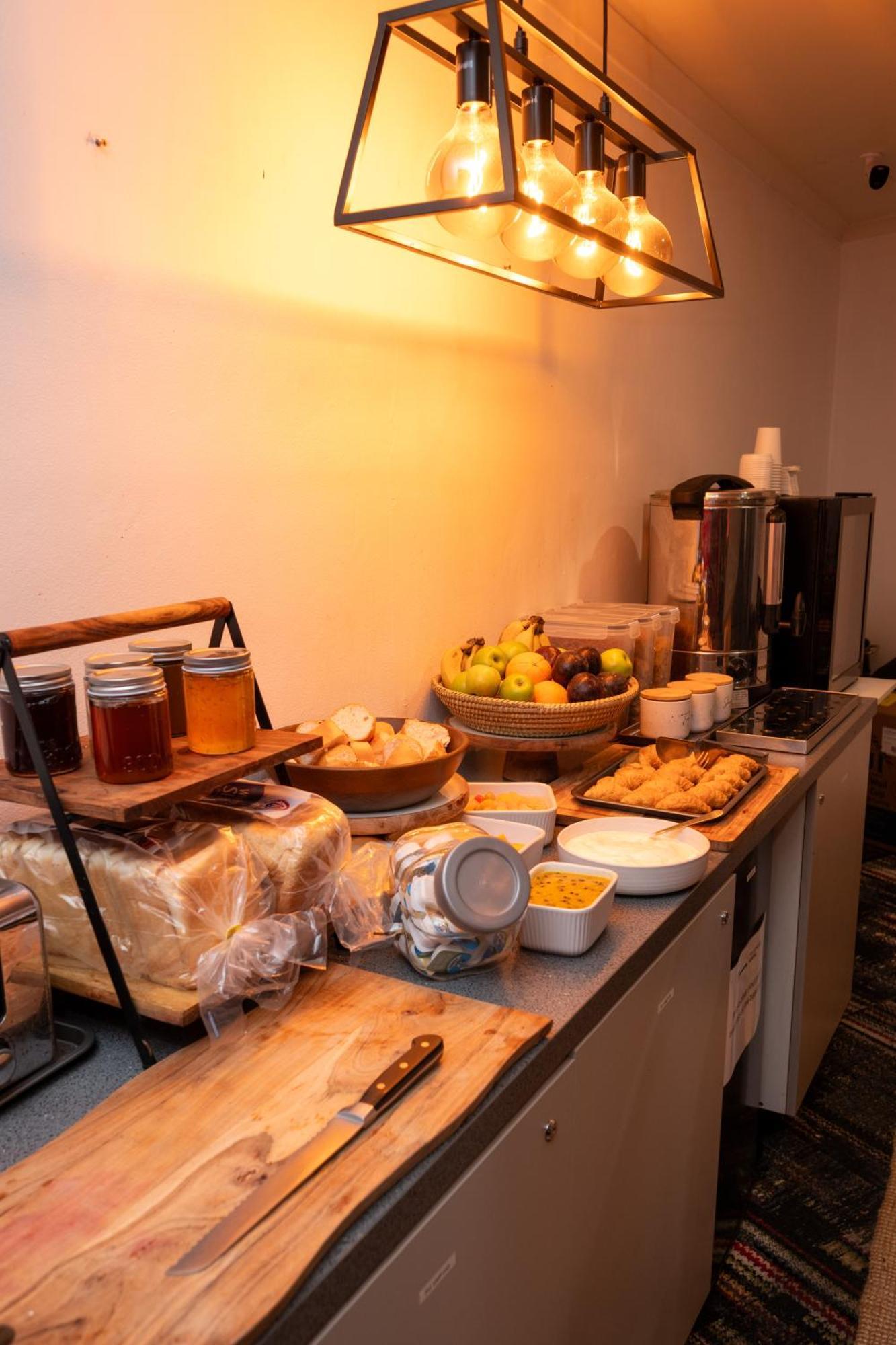 Urban Nomad Potts Point - 18 To 39 Only Hostel Sydney Exterior foto